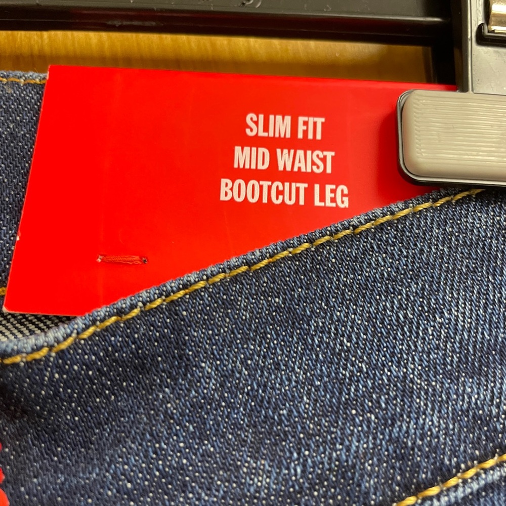 Bootcut Denim - image 6